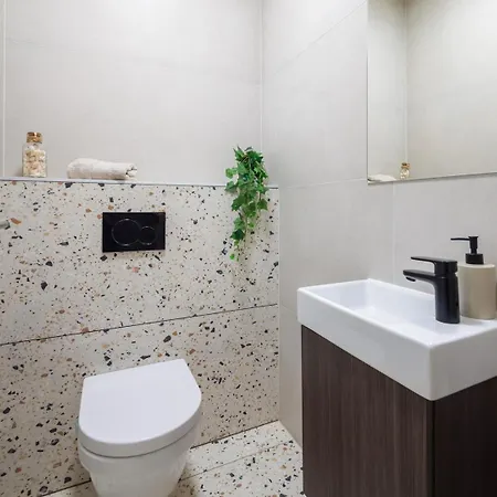 Hotel Tie 4*
