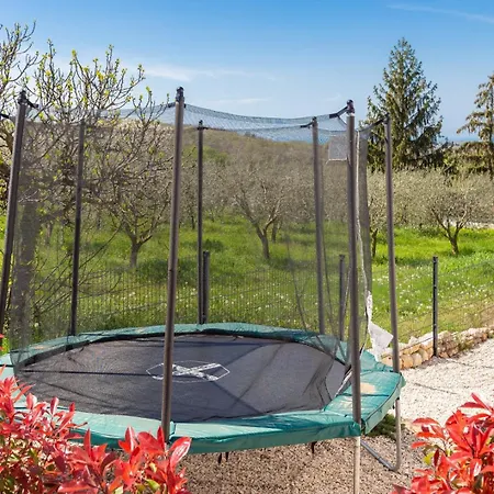 Tie 4* Vižinada